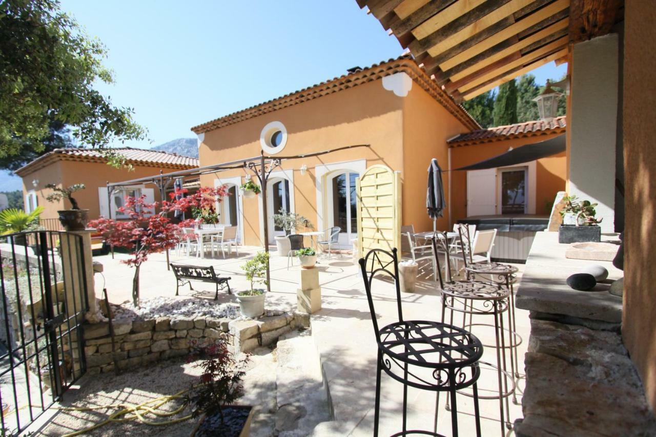 Maison D'Hotes La Garenne Puyloubier Buitenkant foto